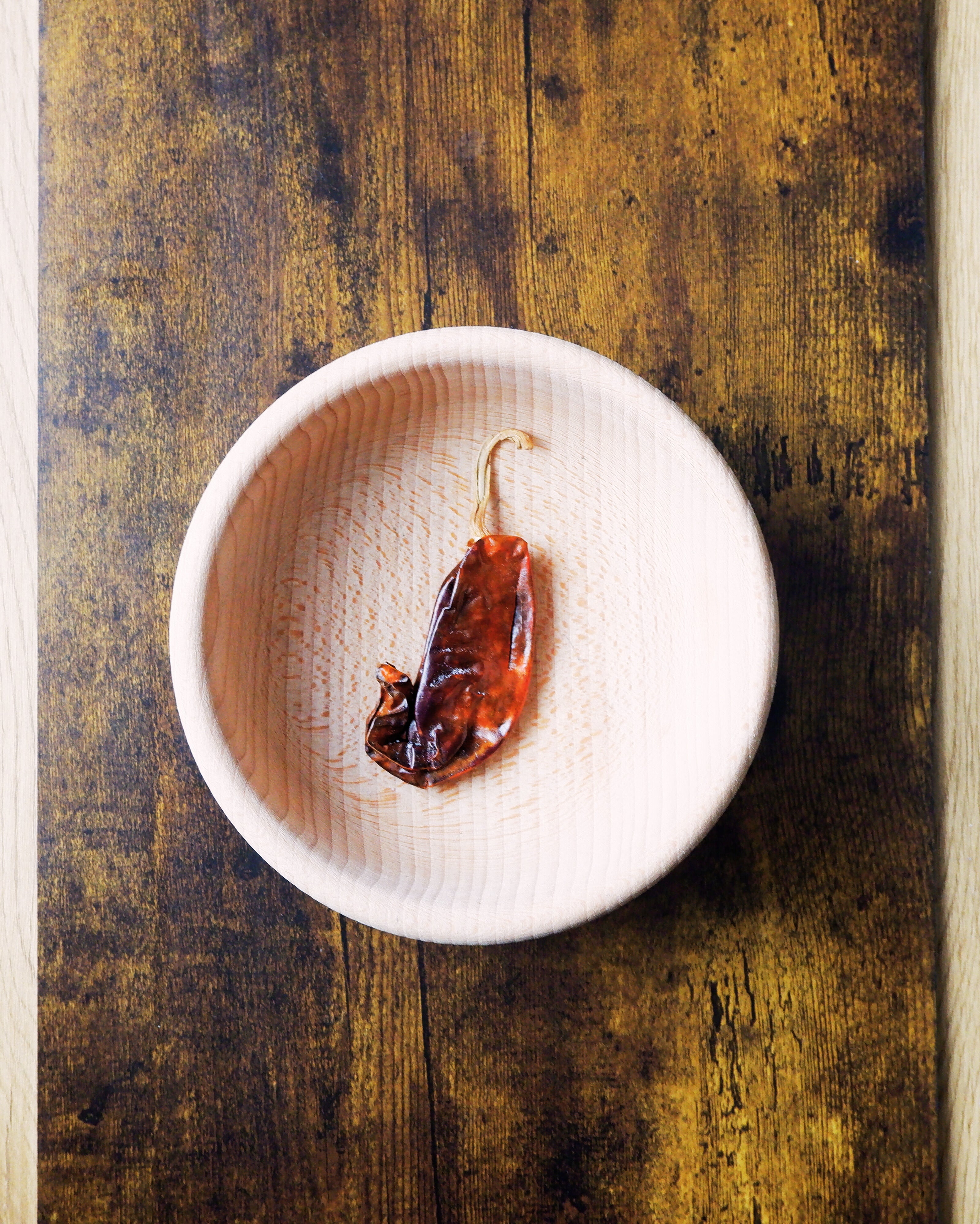 Dried Guajillo pepper 100g